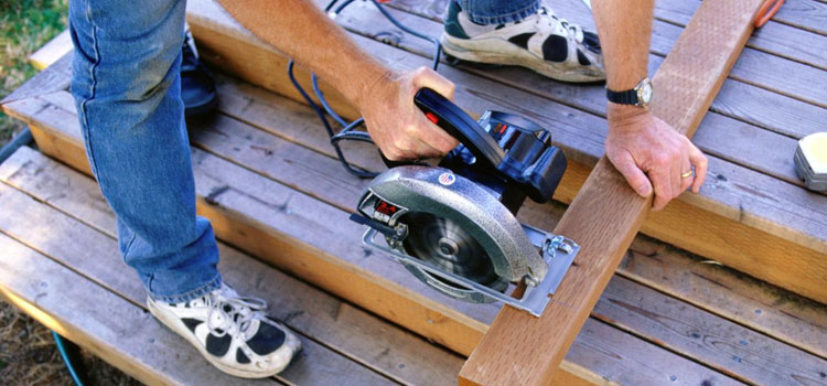 Local Deck Contractors in North Hollywood, CA